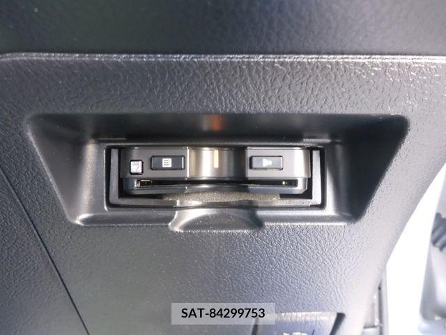 Toyota VITZ 2018-07 203780-3
