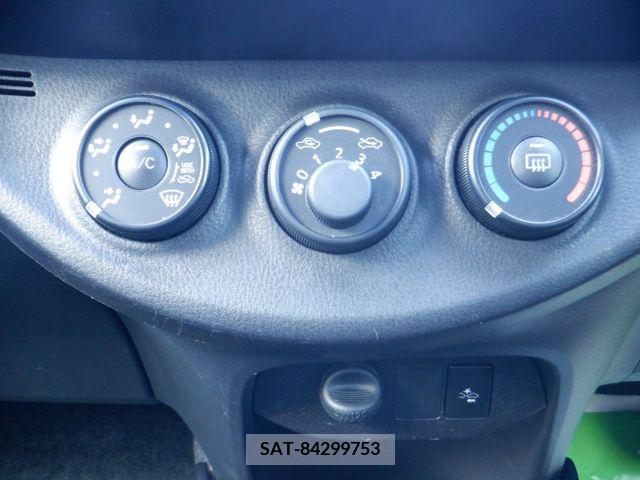 Toyota VITZ 2018-07 203780-7