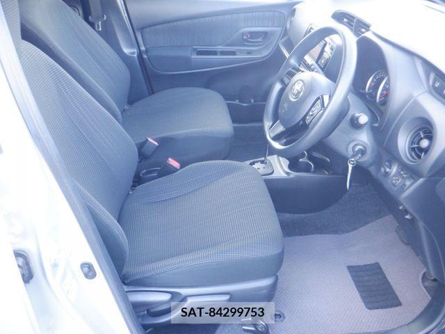 Toyota VITZ 2018-07 203780-9