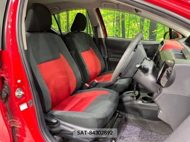 Toyota AQUA 2018-05 213249-8