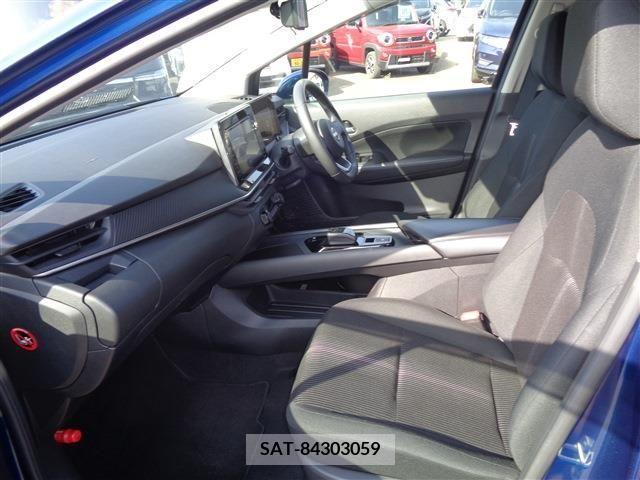 Nissan NOTE 2022-03 249282-8