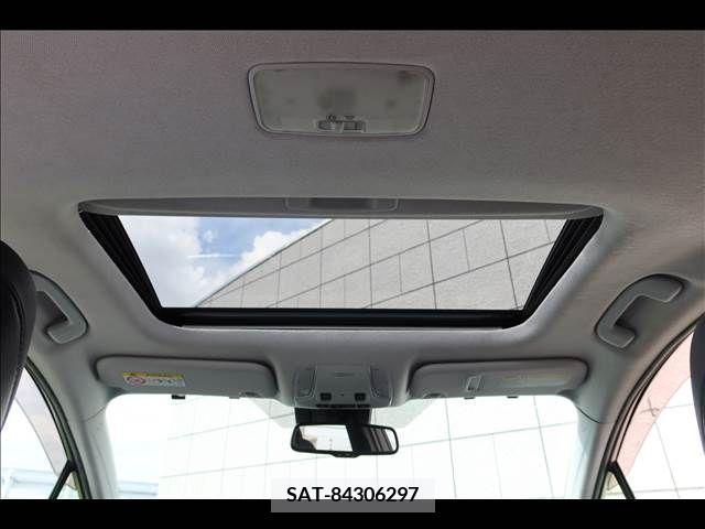 Toyota PRIUS 2017-02 352176-9