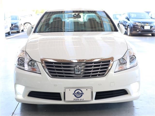 Toyota CROWN SEDAN 2012-04 27559-1