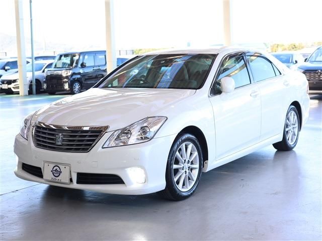 Toyota CROWN SEDAN 2012-04 27559-0