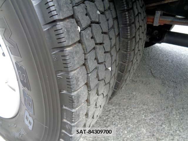 Isuzu FORWARD 2018-11 333298-23