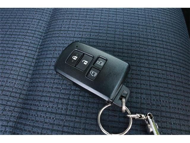 Toyota SIENTA 2017-02 4431-19