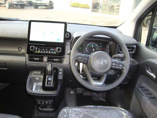 Toyota SIENTA 2022-12 488-1