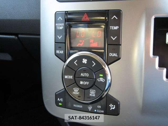 Toyota VOXY 2012-01 321353-15