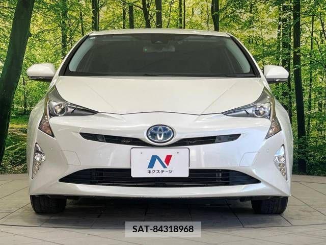 Toyota PRIUS 2018-08 393439-14