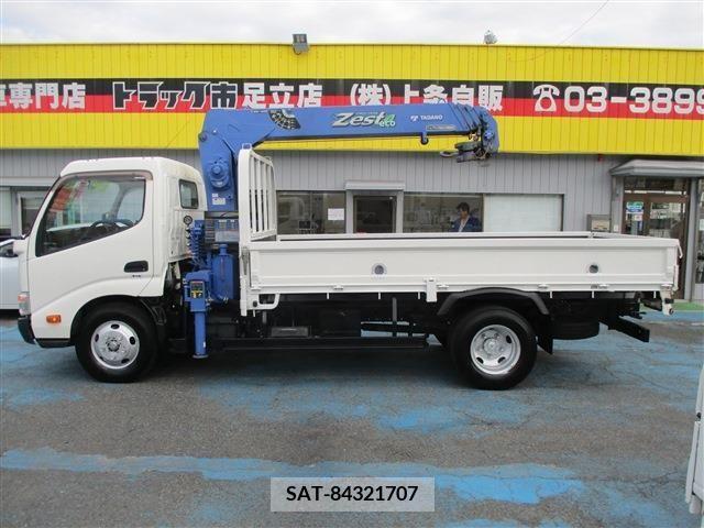 Hino DUTRO 2013-11 217551-3