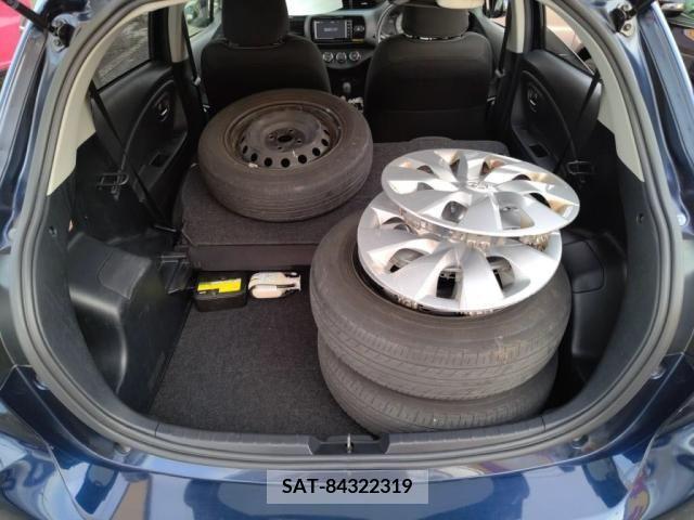 Toyota VITZ 2019-04 251313-25