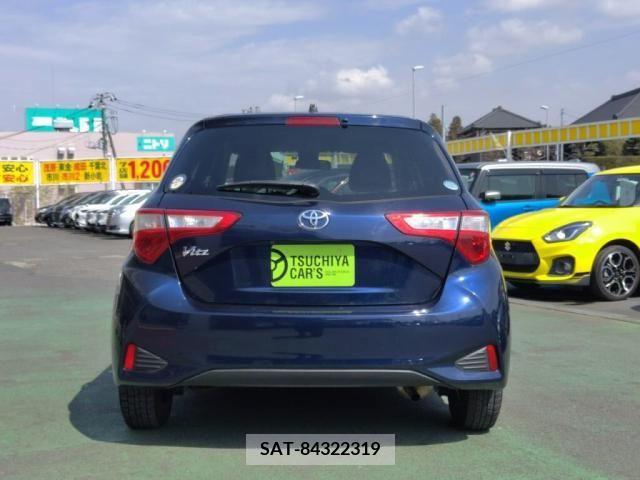 Toyota VITZ 2019-04 251313-9