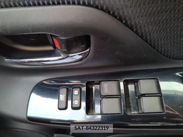 Toyota VITZ 2019-04 251313-18
