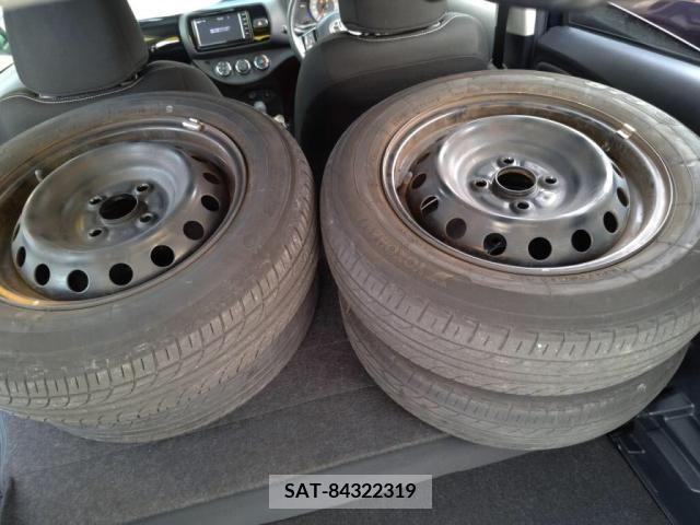 Toyota VITZ 2019-04 251313-26