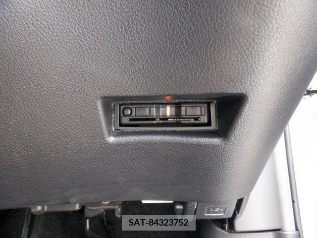 Toyota SIENTA 2020-12 204807-7