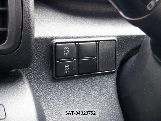 Toyota SIENTA 2020-12 204807-11