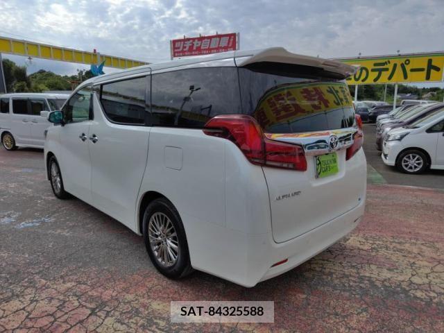 Toyota ALPHARD 2019-06 355615-11