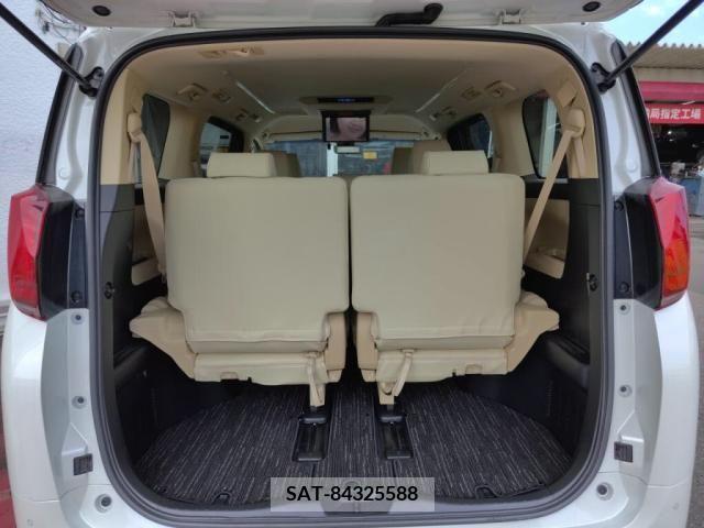 Toyota ALPHARD 2019-06 355615-29