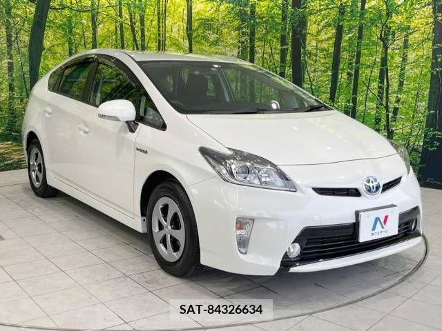 Toyota PRIUS 2013-10 393431-16