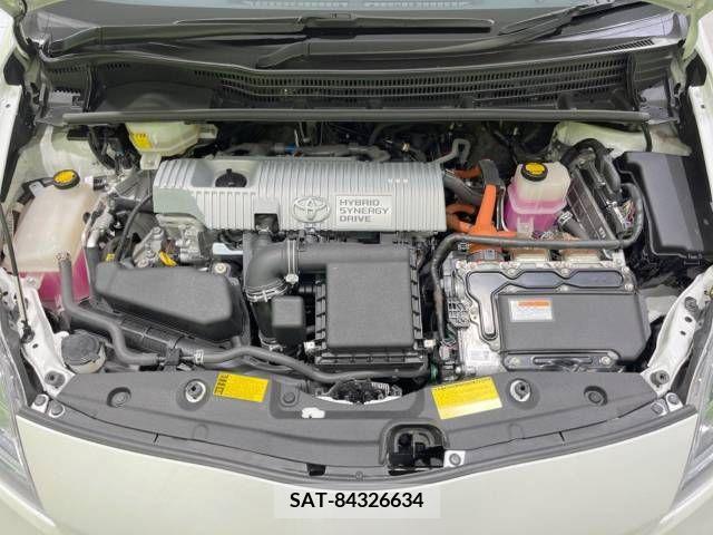 Toyota PRIUS 2013-10 393431-18