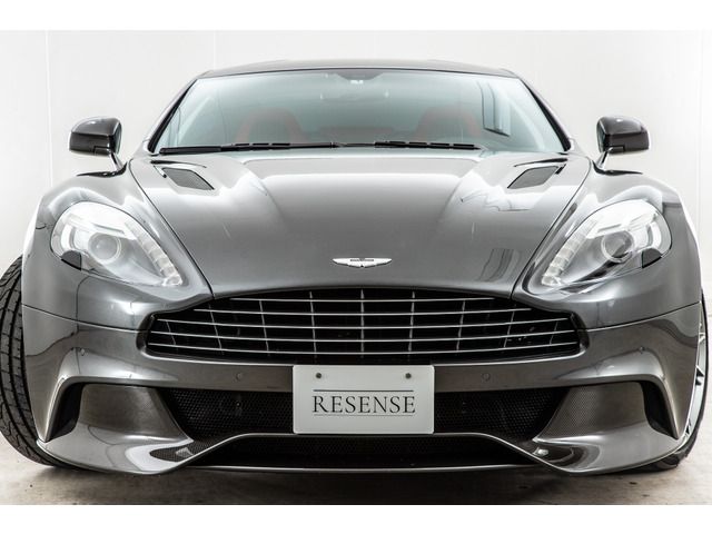 Aston Martin Aston Martin 2013-08 4289-17