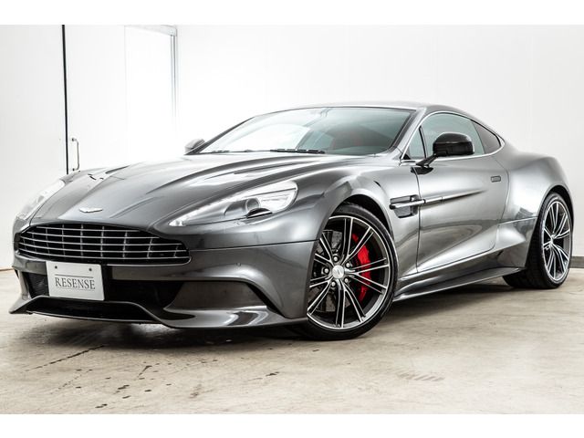 Aston Martin Aston Martin 2013-08 4289-5
