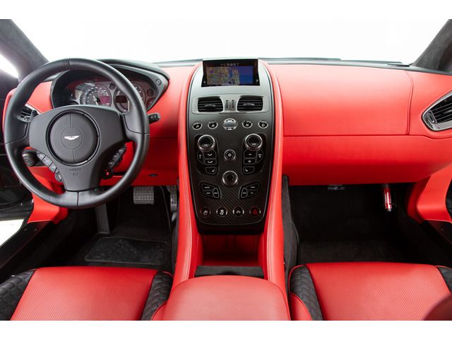 Aston Martin Aston Martin 2013-08 4289-1