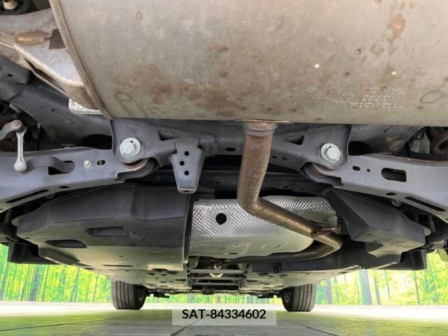 Toyota C-HR 2017-04 213392-19