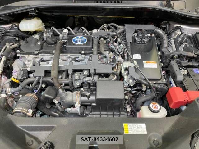 Toyota C-HR 2017-04 213392-18