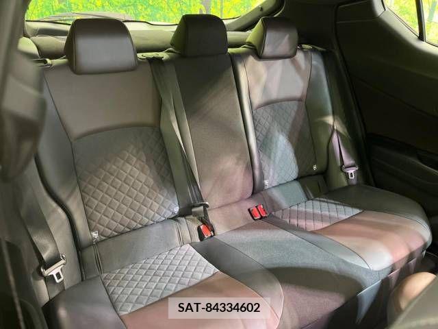 Toyota C-HR 2017-04 213392-9
