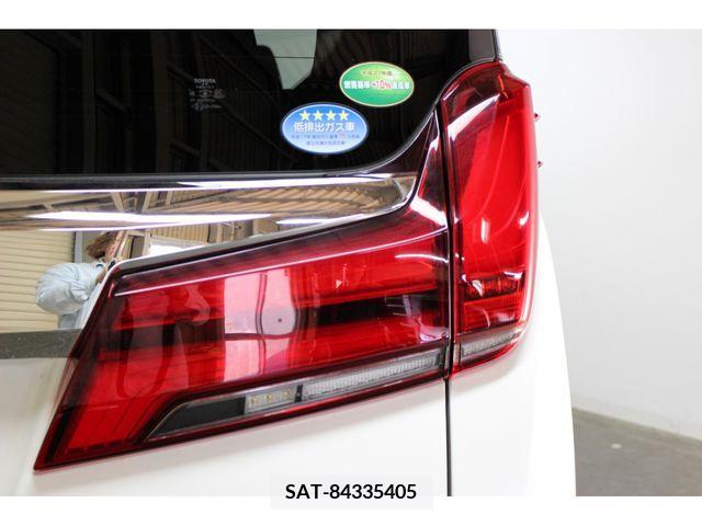 Toyota ALPHARD 2018-10 238078-13