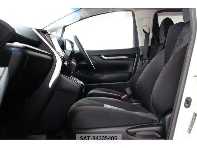 Toyota ALPHARD 2018-10 238078-5