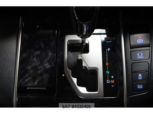 Toyota ALPHARD 2018-10 238078-26