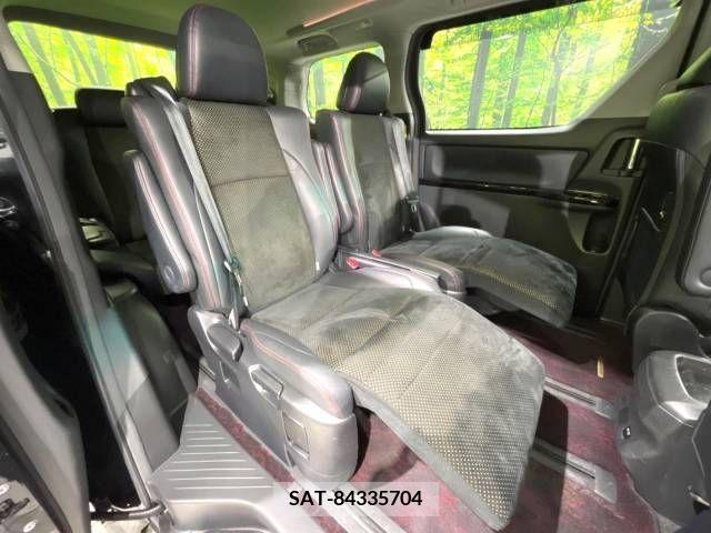Toyota VELLFIRE 2014-02 209726-9