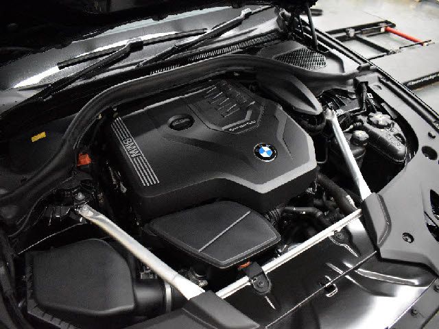Bmw 5 SERIES 2018-09 23993-28