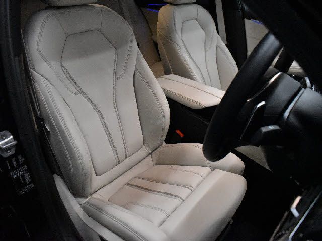 Bmw 5 SERIES 2018-09 23993-5