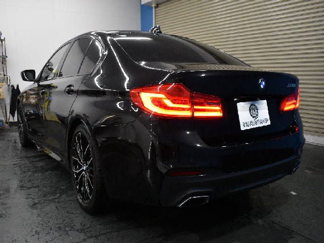 Bmw 5 SERIES 2018-09 23993-2