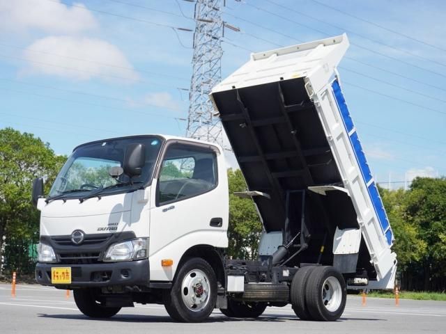 Hino DUTRO 2019-08 196203-0