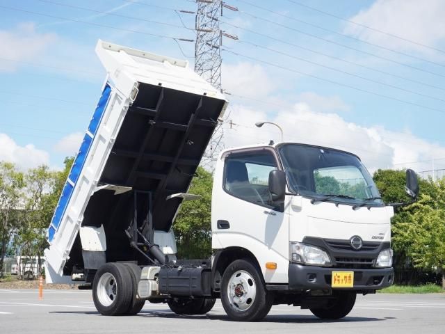 Hino DUTRO 2019-08 196203-11