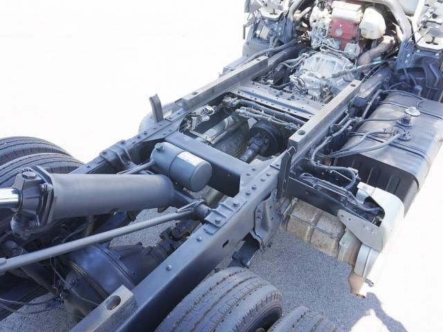 Hino DUTRO 2019-08 196203-6