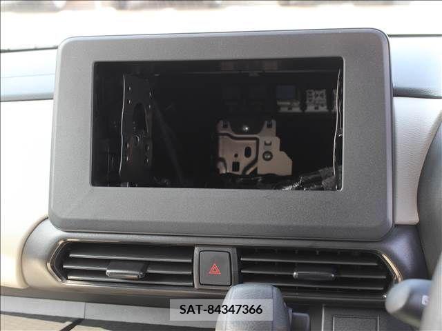 Nissan ROOX 2022-10 388531-17