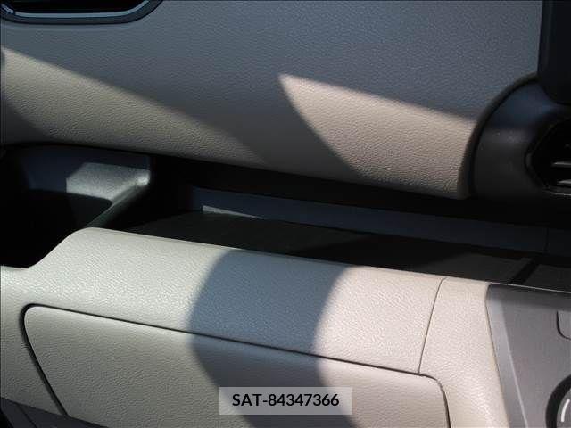 Nissan ROOX 2022-10 388531-27