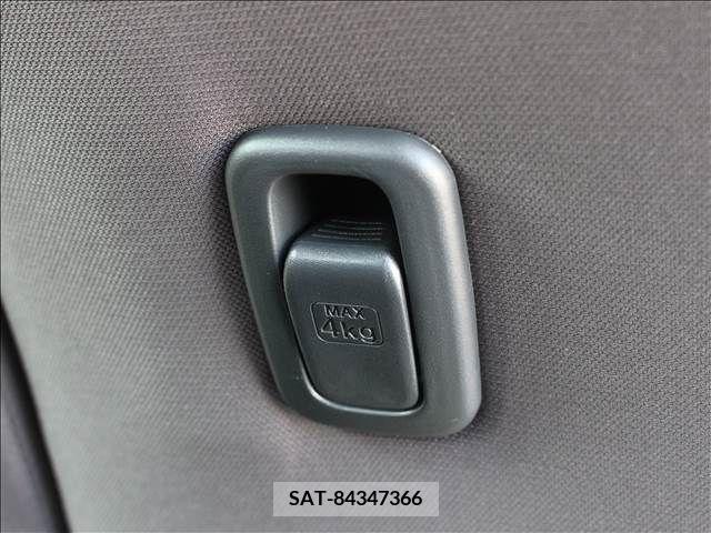 Nissan ROOX 2022-10 388531-11