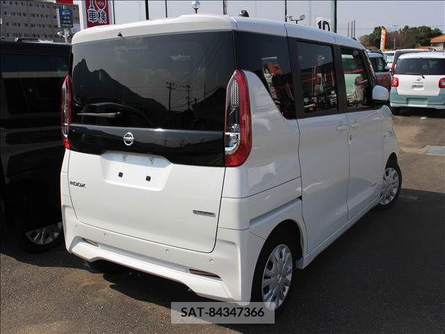 Nissan ROOX 2022-10 388531-2