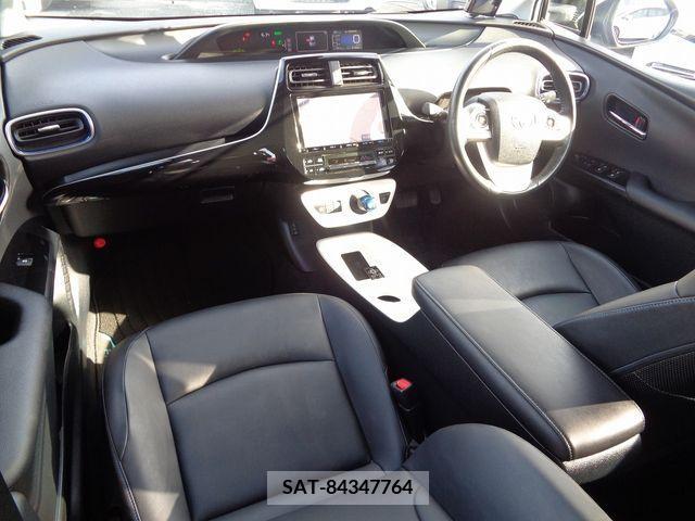 Toyota PRIUS 2015-12 281753-10