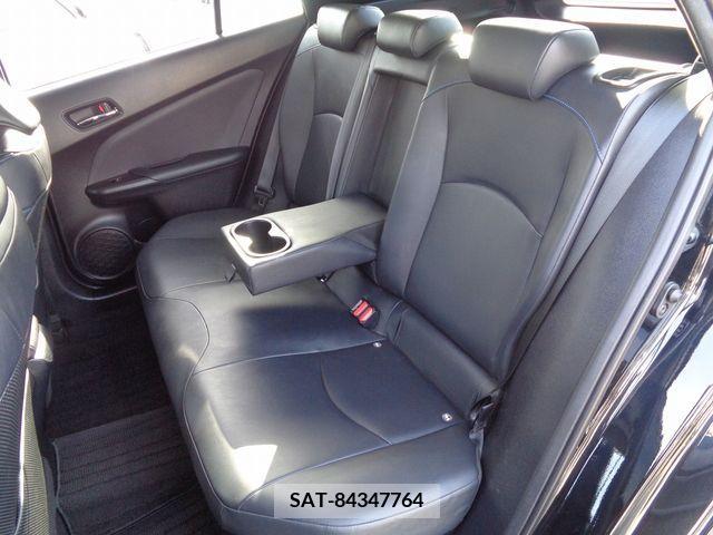 Toyota PRIUS 2015-12 281753-6