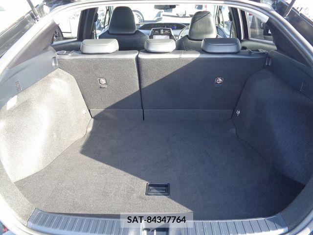 Toyota PRIUS 2015-12 281753-7