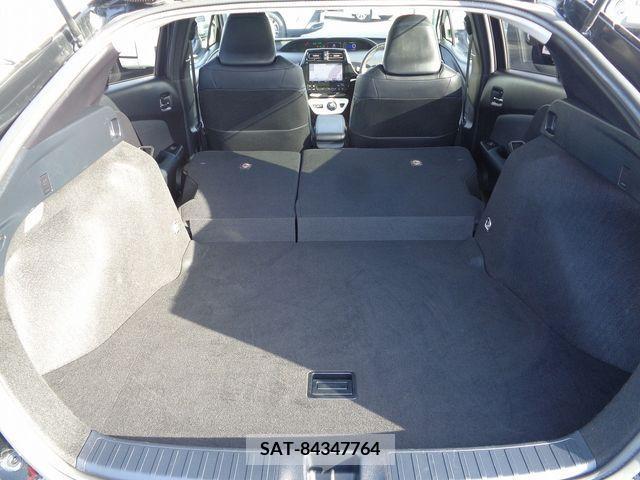 Toyota PRIUS 2015-12 281753-8
