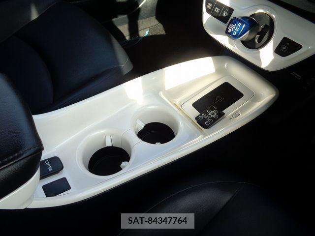 Toyota PRIUS 2015-12 281753-14