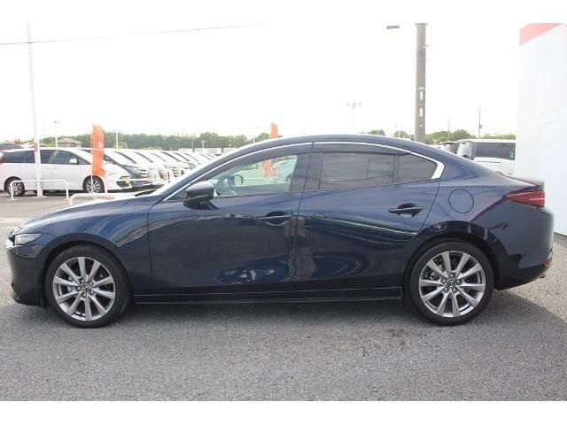Mazda MAZDA3 2019-10 4687-10